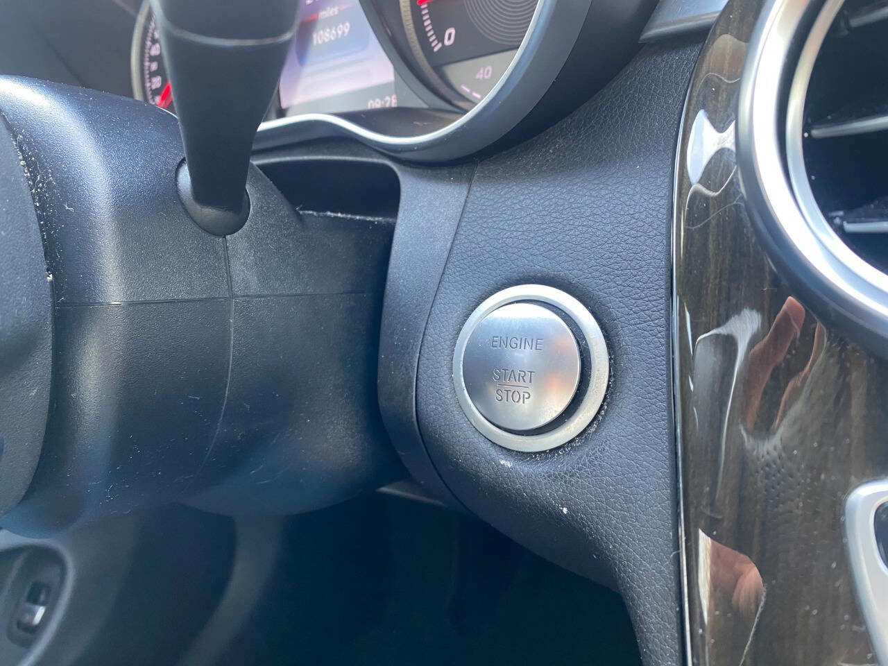 Used 2017 Mercedes-Benz C 300 4MATIC Coupe image 25