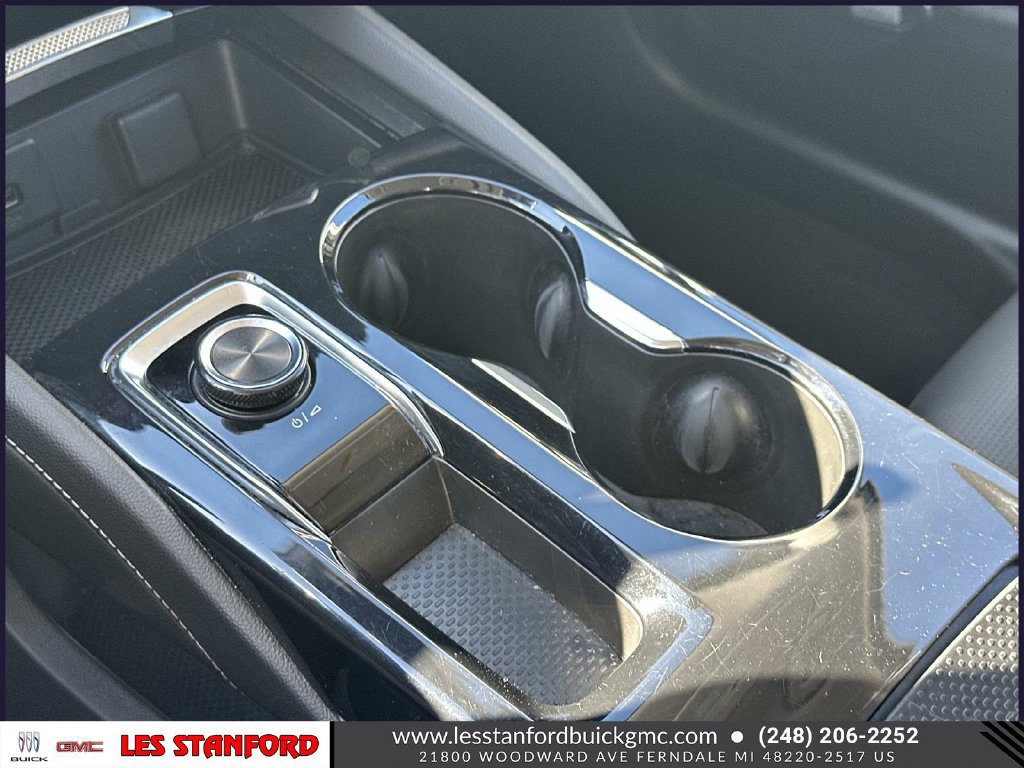 Used 2024 Buick Envision Preferred AWD/4WD image 33
