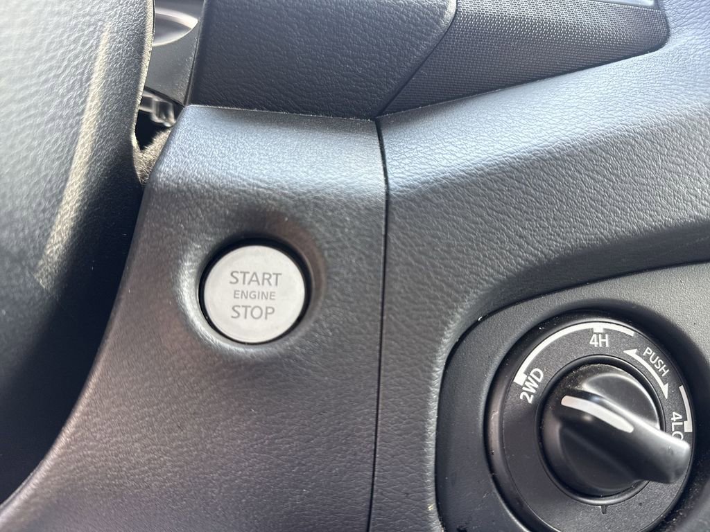Used 2022 Nissan Frontier S w/ Technology Package AWD/4WD image 27