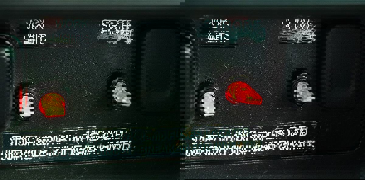 Used 2022 Chevrolet Colorado LT w/ Fleet Safety Package image 41