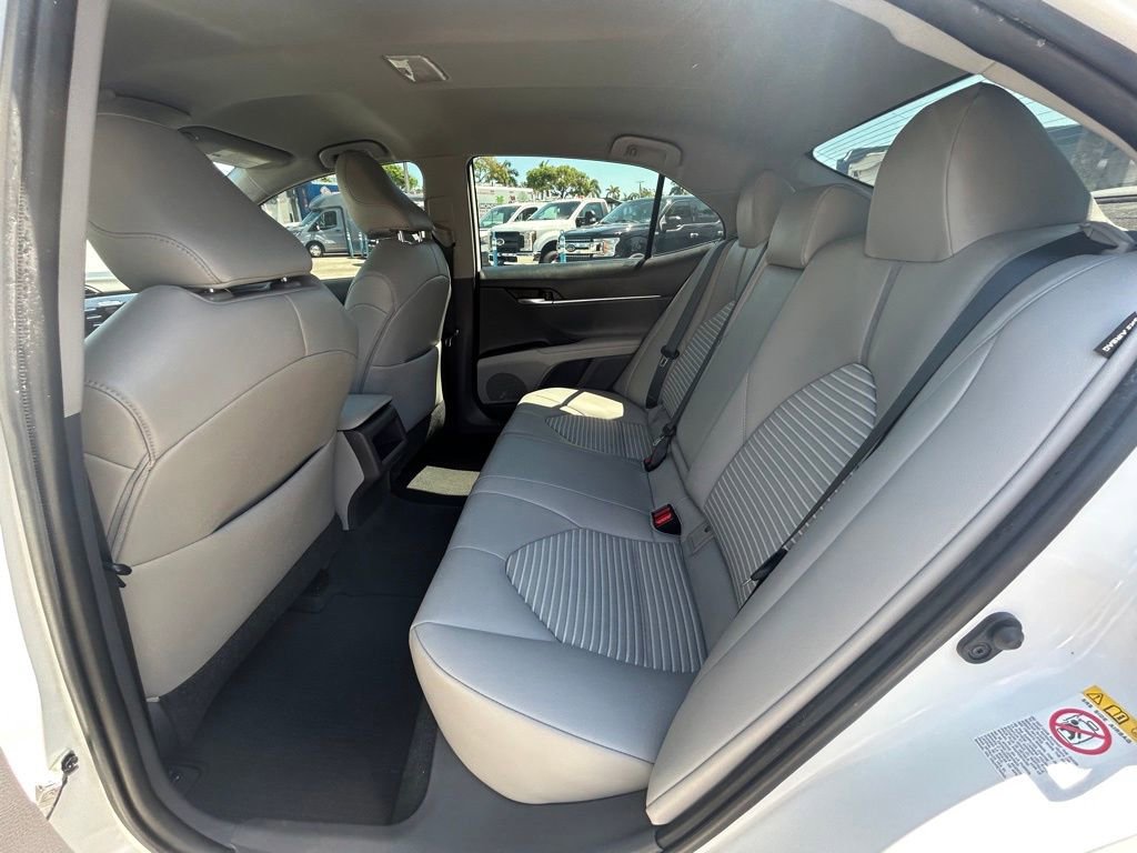 Used 2019 Toyota Camry SE w/ Convenience Package image 32