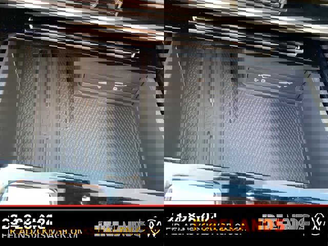 New 2026 Volkswagen Atlas Cross Sport SEL Premium R-Line image 40