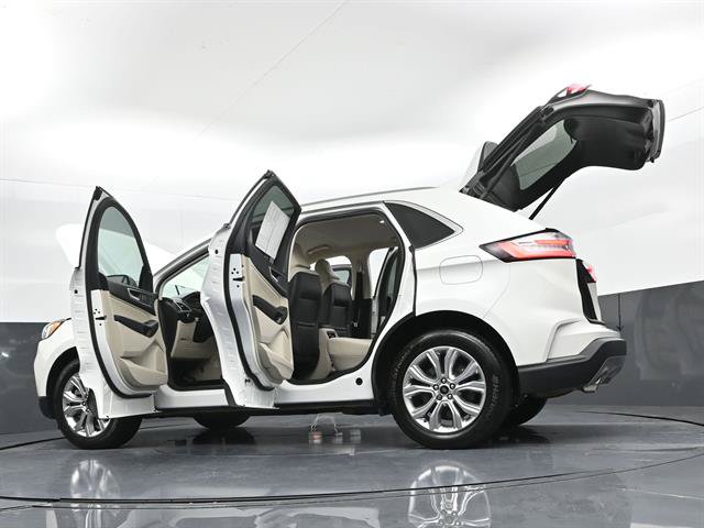 Certified 2024 Ford Edge Titanium AWD/4WD image 46