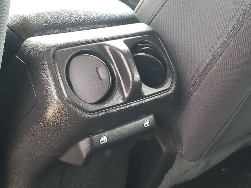 Used 2022 Jeep Wrangler Unlimited Sport AWD/4WD image 32