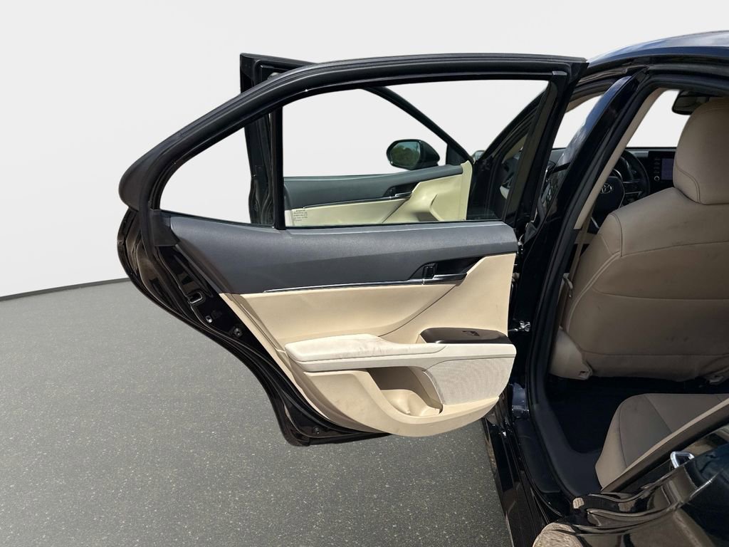 Used 2024 Toyota Camry LE w/ Convenience Package image 11