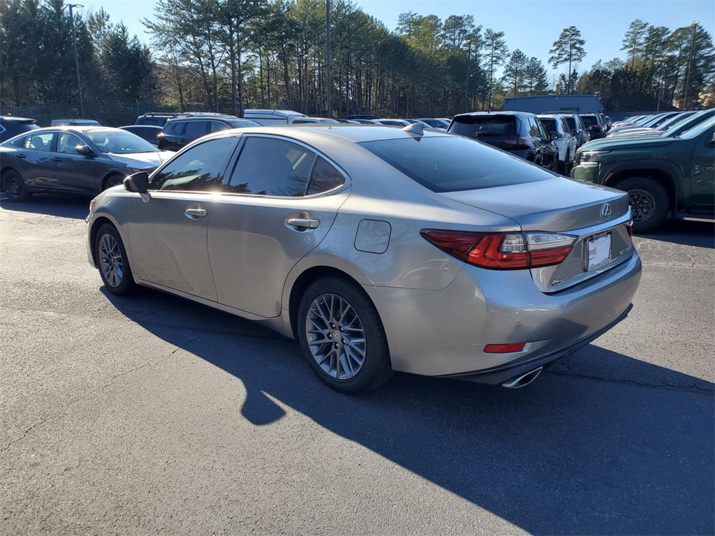 Used 2018 Lexus ES 350 w/ Premier Package image 8