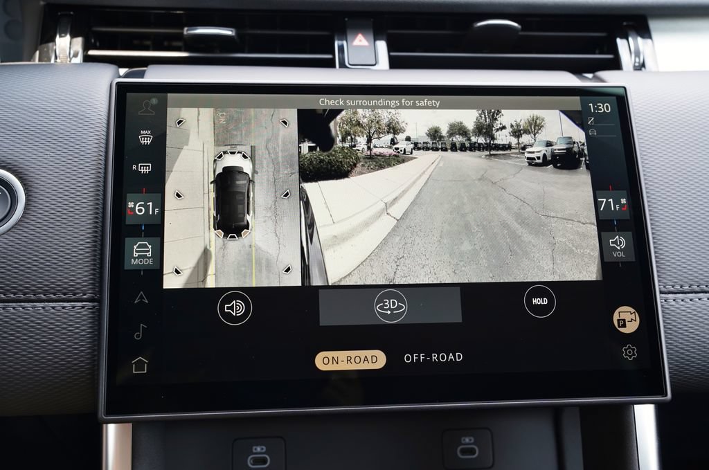 New 2026 Land Rover Discovery Sport Landmark AWD/4WD image 23