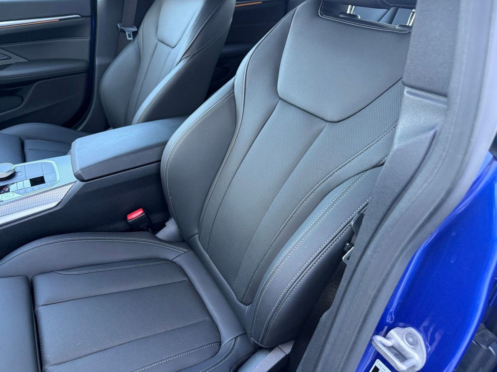 Certified 2025 BMW M440i image 23