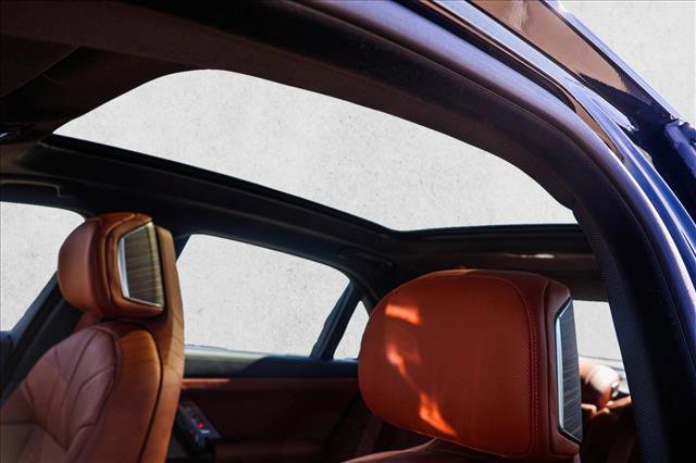New 2026 BMW 760i xDrive image 11