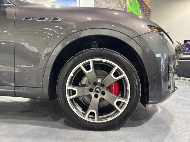 Used 2020 Maserati Levante GranSport AWD/4WD image 78