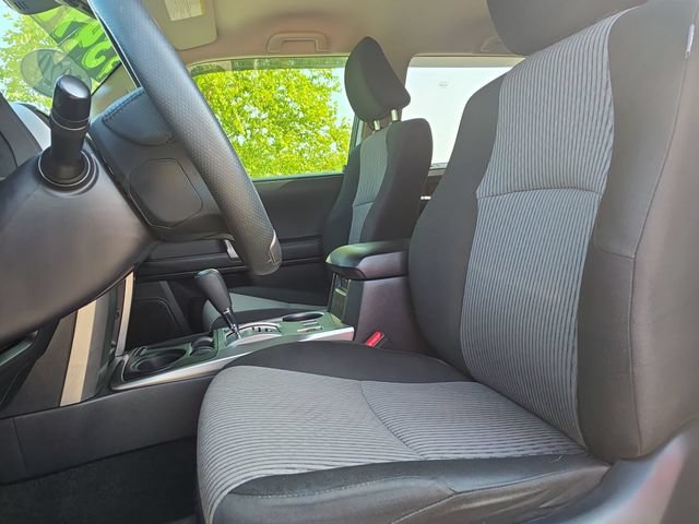 Used 2020 Toyota 4Runner SR5 RWD image 15