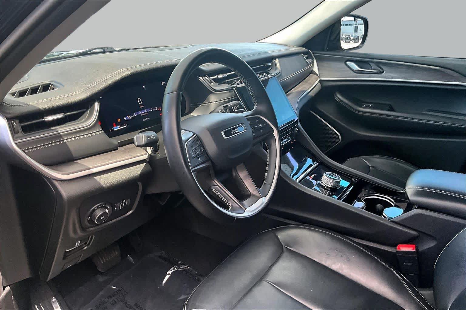 Used 2022 Jeep Grand Cherokee Limited RWD image 18