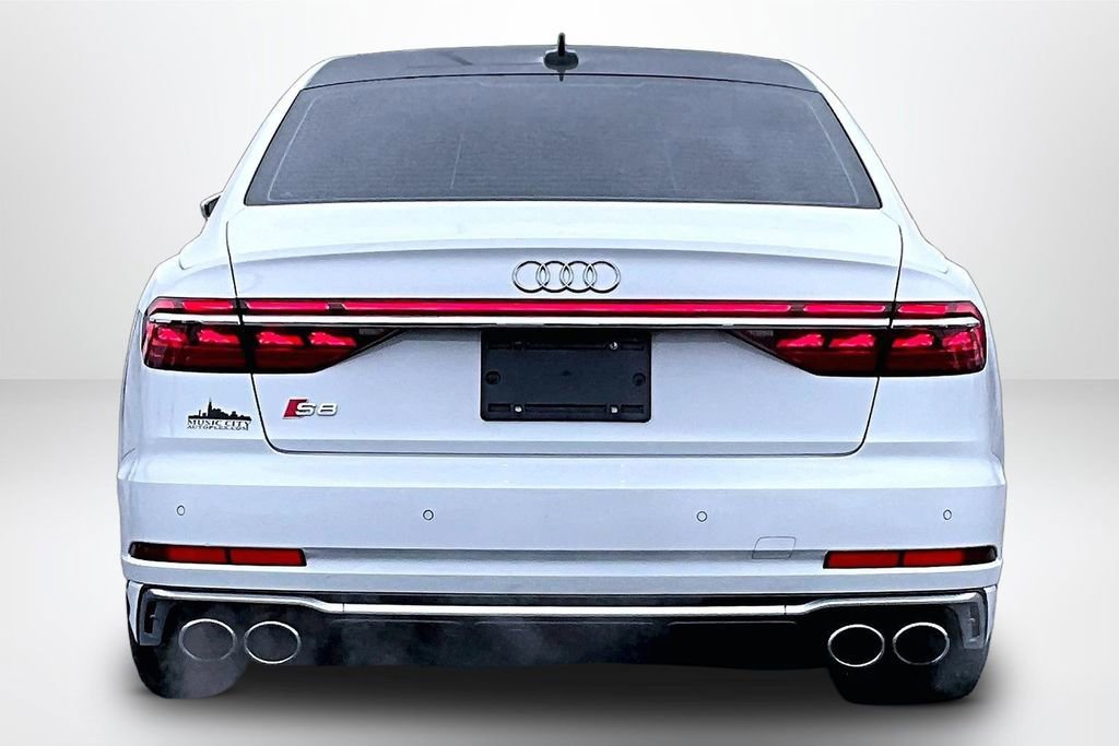 Used 2022 Audi S8 w/ S8 Comfort Plus Package AWD/4WD image 7