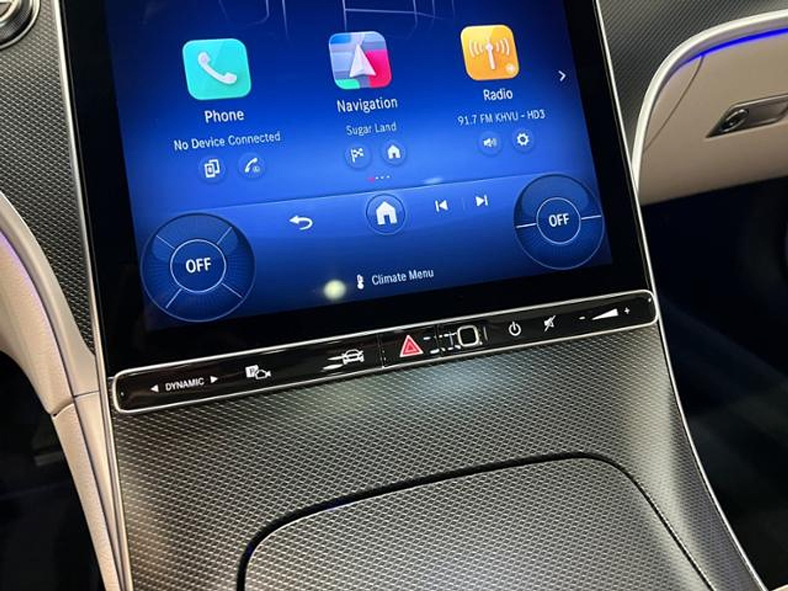 New 2026 Mercedes-Benz CLE 300 4MATIC Coupe image 18