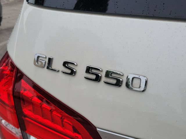 Used 2018 Mercedes-Benz GLS 550 4MATIC image 7