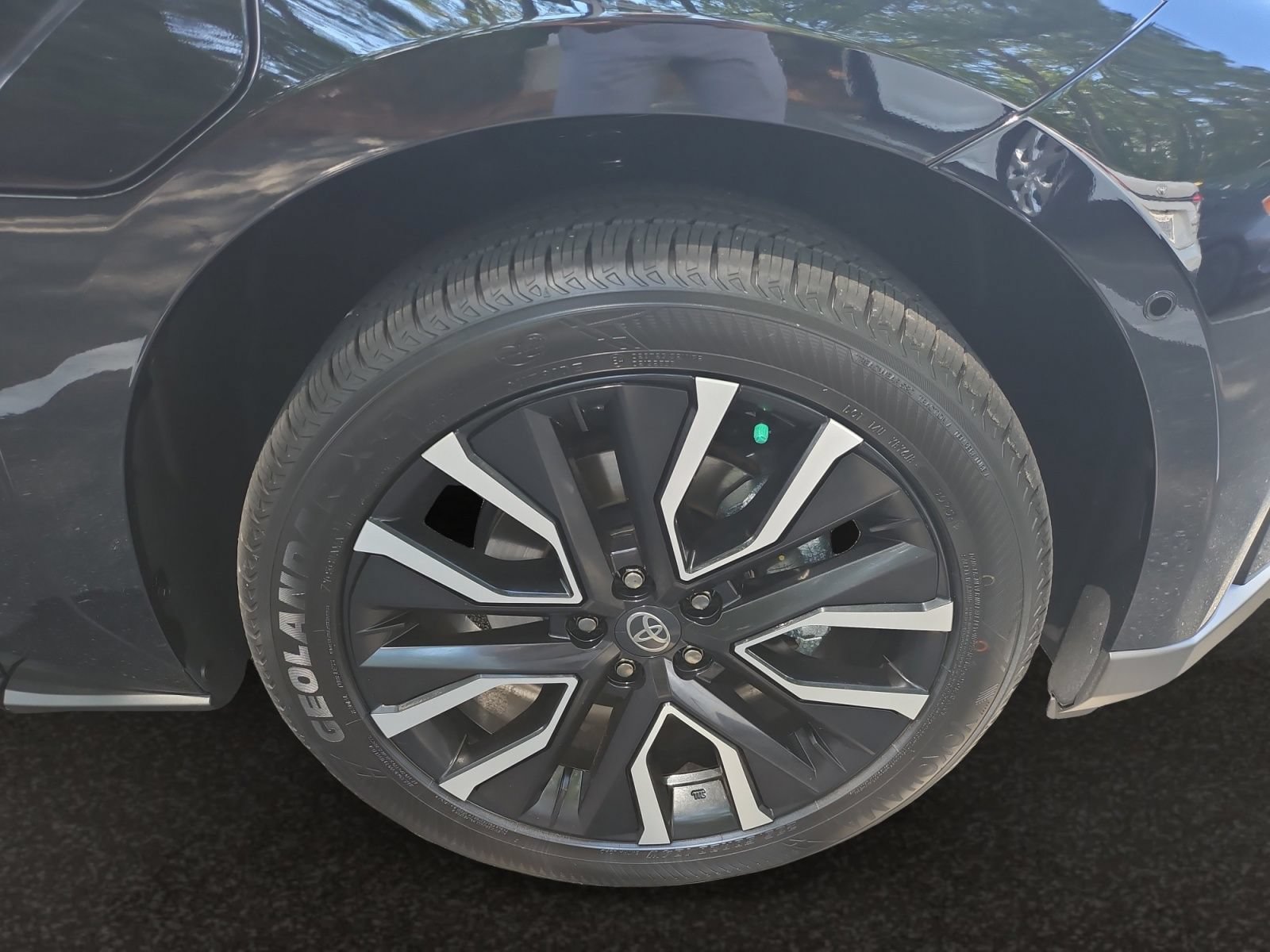 Used 2026 Toyota bZ AWD/4WD image 41