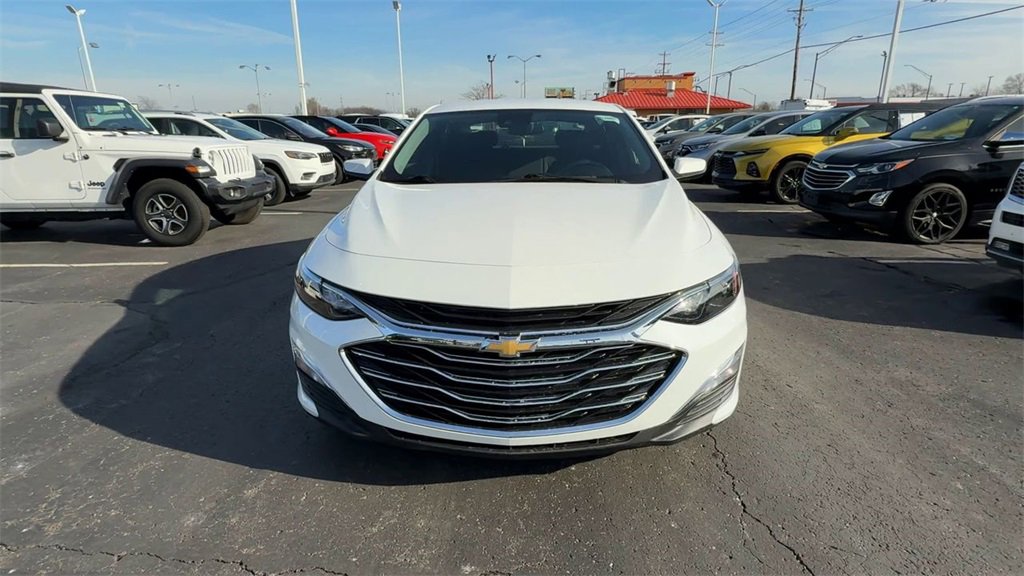 Used 2023 Chevrolet Malibu LS w/ Driver Confidence Package image 3