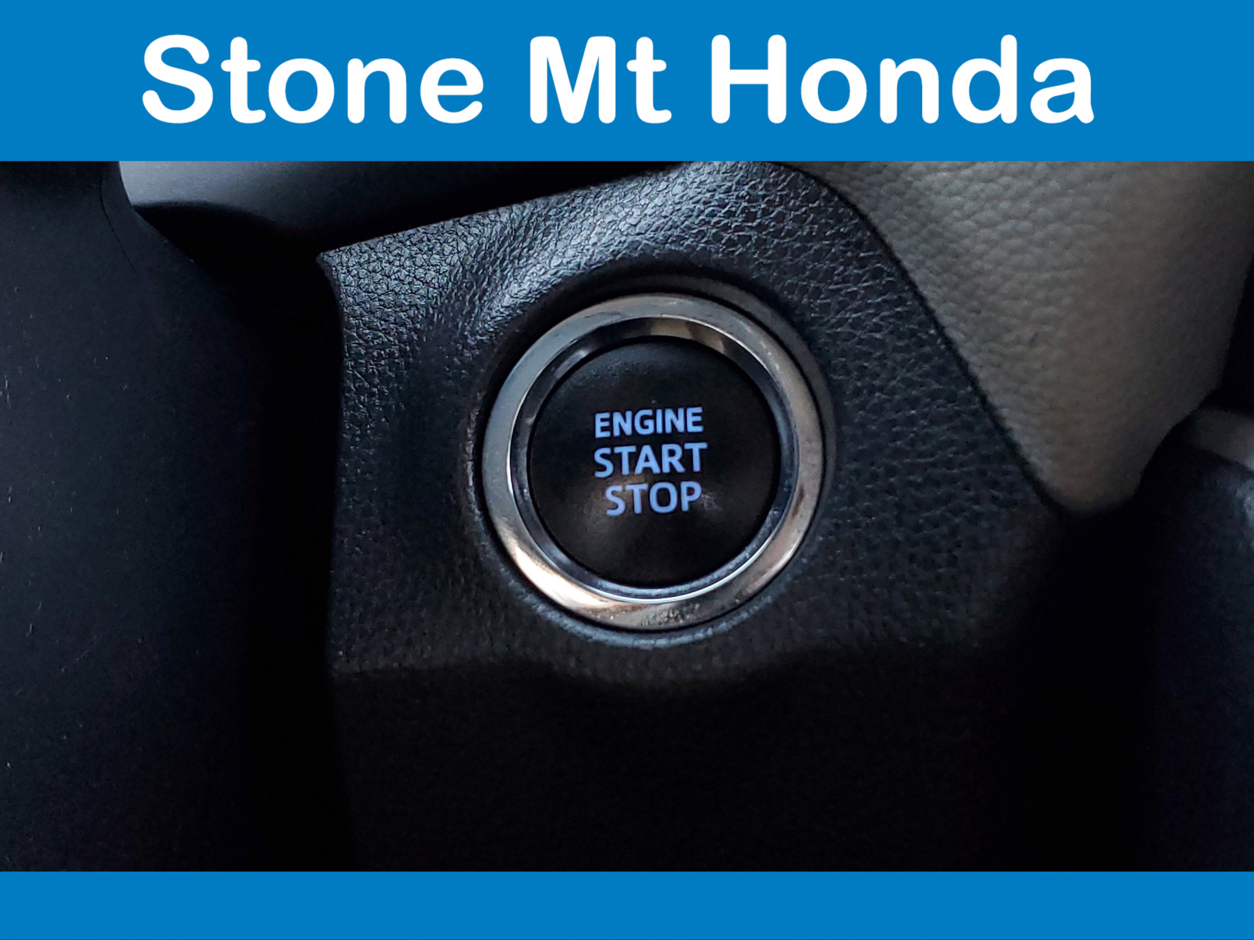 Used 2021 Toyota RAV4 XLE image 32