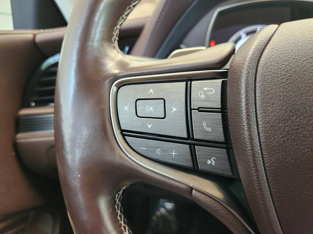 Used 2020 Lexus LS 500 w/ Accessory Package (Z1) RWD image 29
