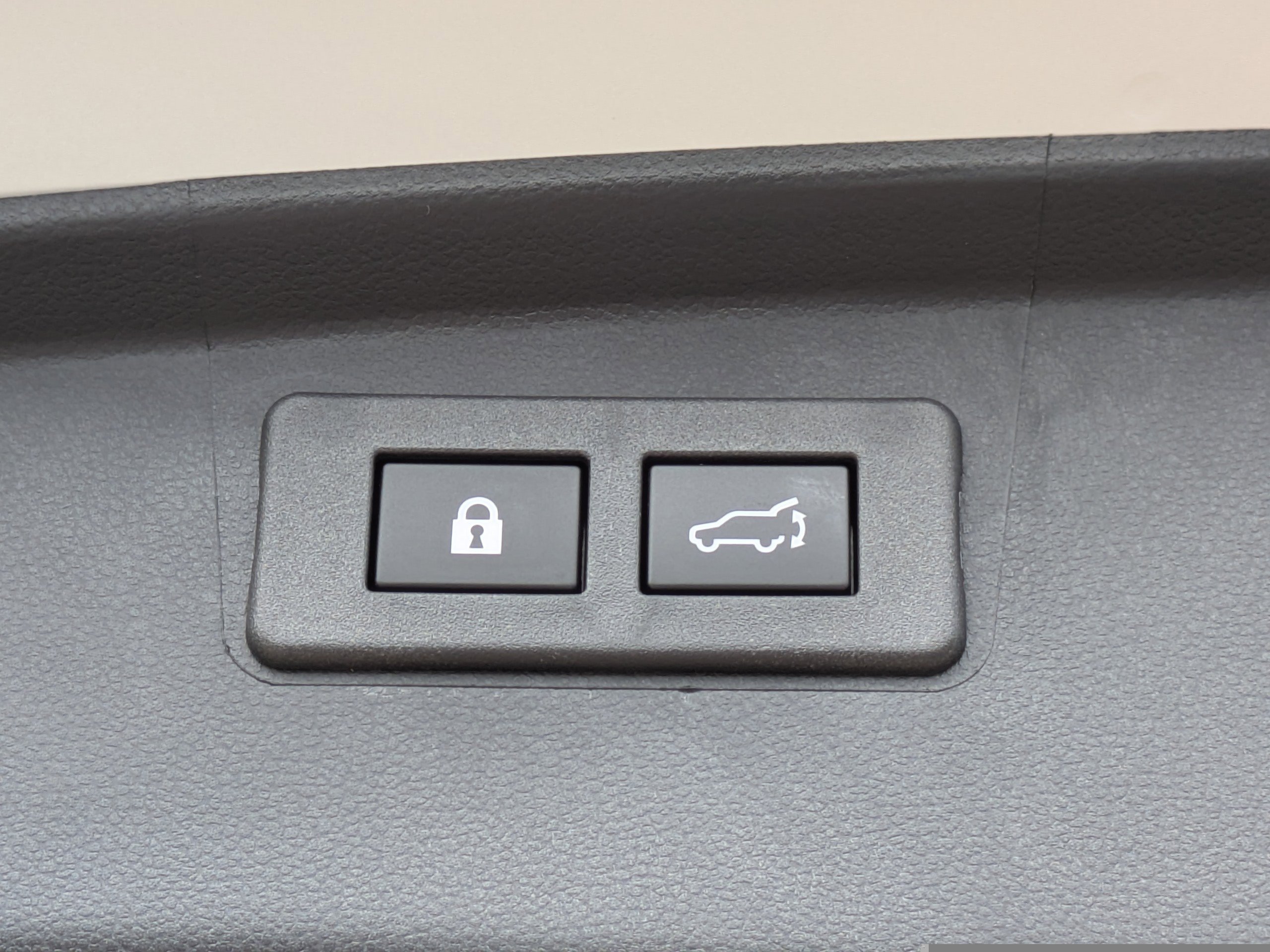 Certified 2025 Subaru Outback Touring XT w/ Popular Package #2 image 14