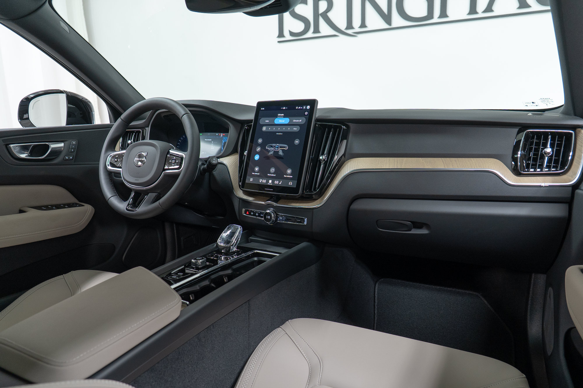 New 2027 Volvo XC60 B5 Core AWD/4WD image 14