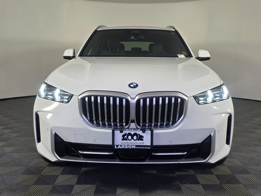Used 2026 BMW X5 xDrive40i AWD/4WD image 8