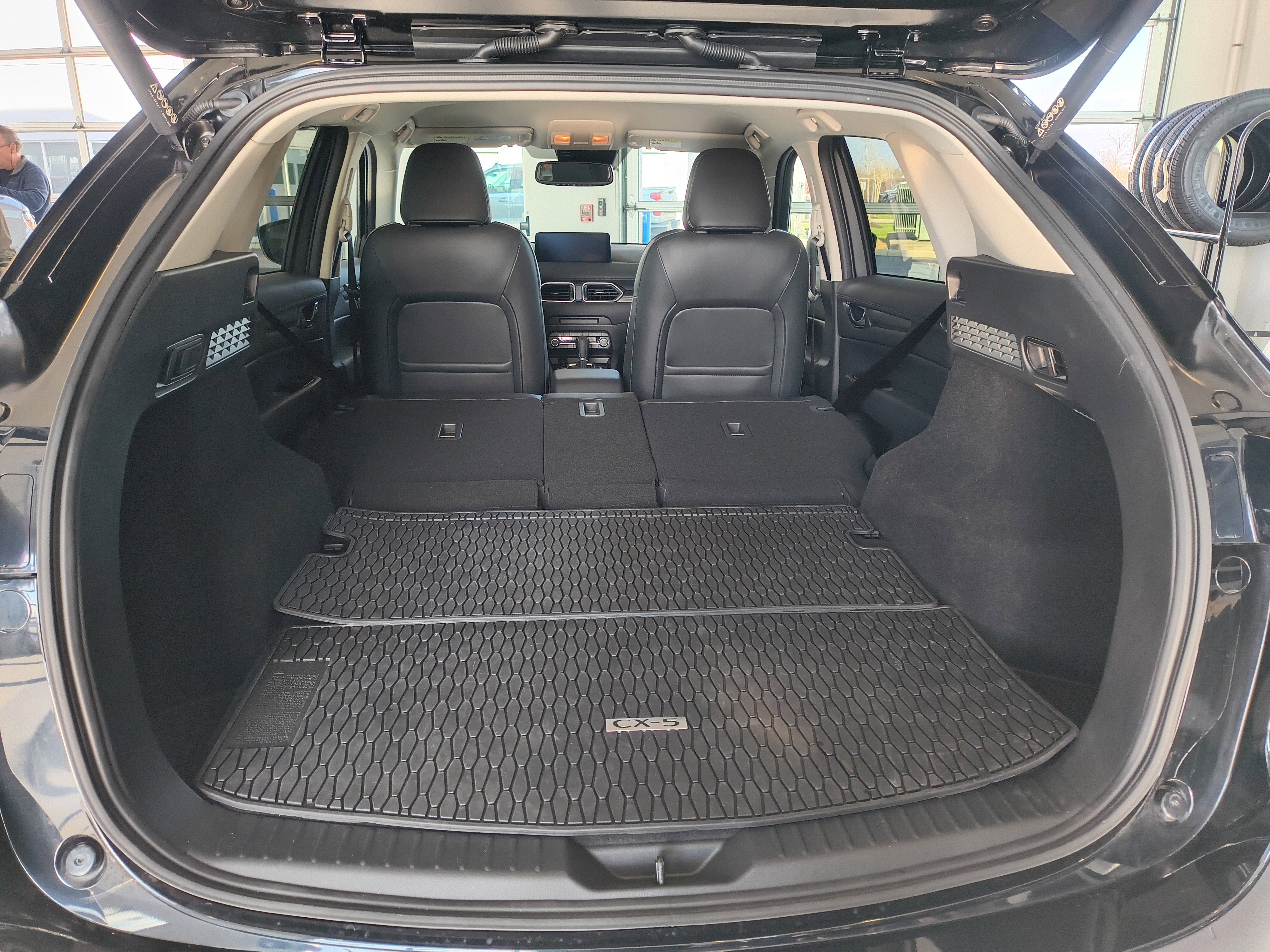 Used 2025 MAZDA CX-5 AWD 2.5 S w/ Preferred Package image 10