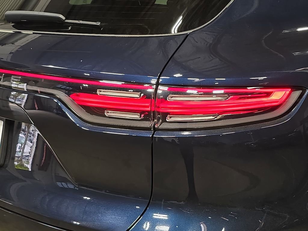 Used 2019 Porsche Cayenne Turbo AWD/4WD image 30