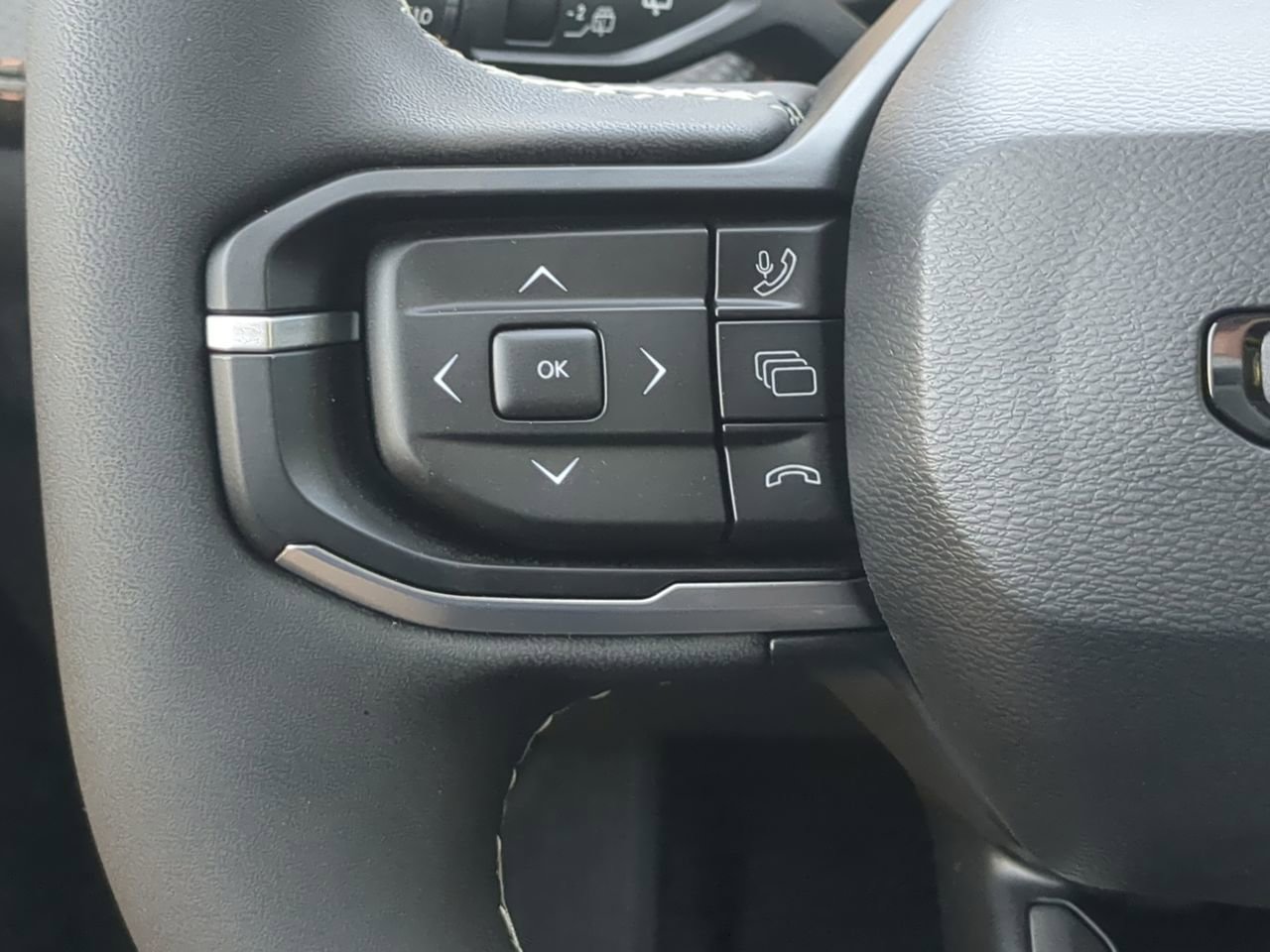 New 2026 Jeep Cherokee Overland AWD/4WD image 26
