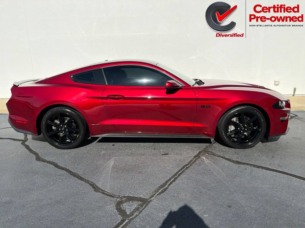 Used 2019 Ford Mustang GT Premium w/ Black Accent Package RWD image 11