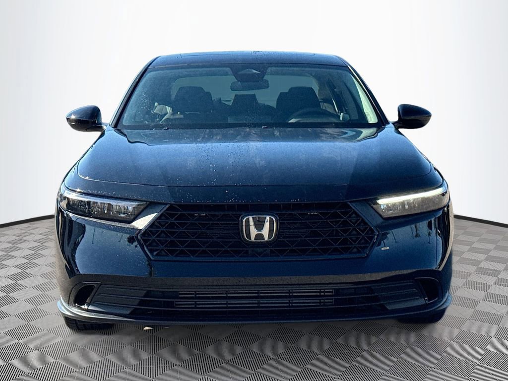 Used 2023 Honda Accord EX image 2