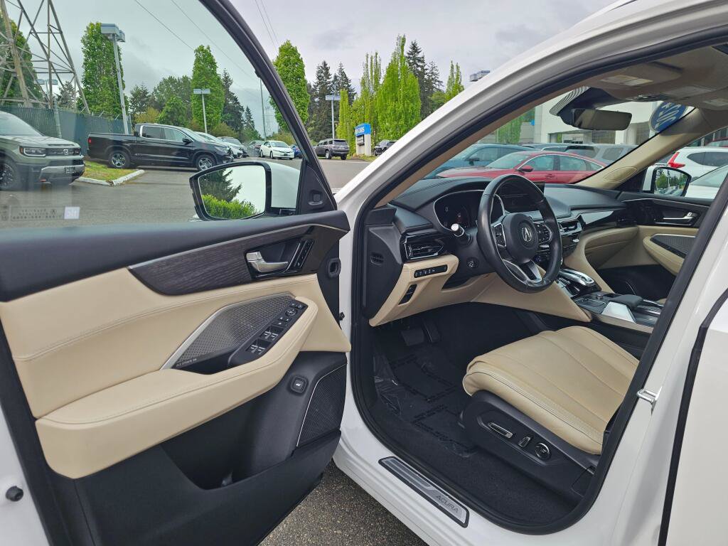 Used 2024 Acura MDX SH-AWD w/ Advance Package image 22