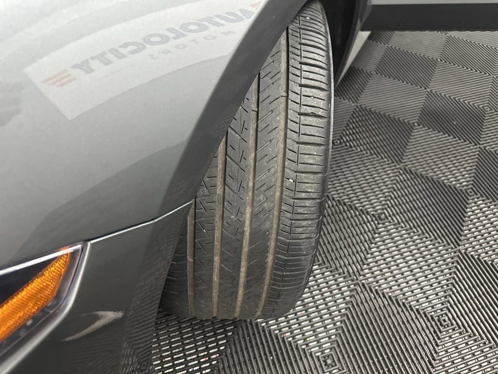 Used 2022 Ford Mustang GT Premium image 40