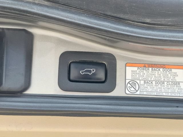Used 2020 Lexus LX 570 4WD w/ Luxury Package image 35