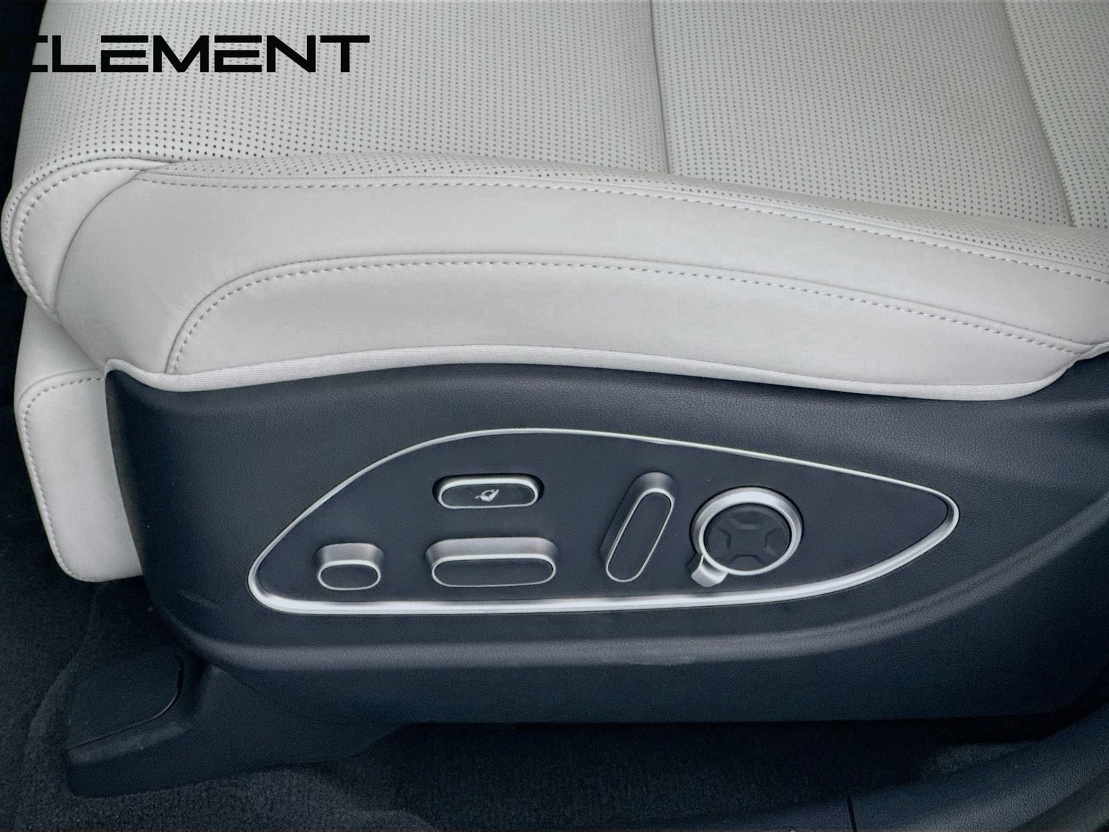 Certified 2026 Hyundai Palisade Calligraphy FWD image 30