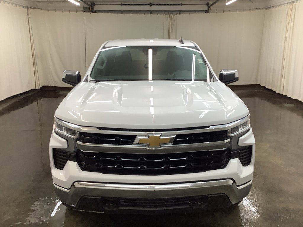 Used 2022 Chevrolet Silverado 1500 LT image 3