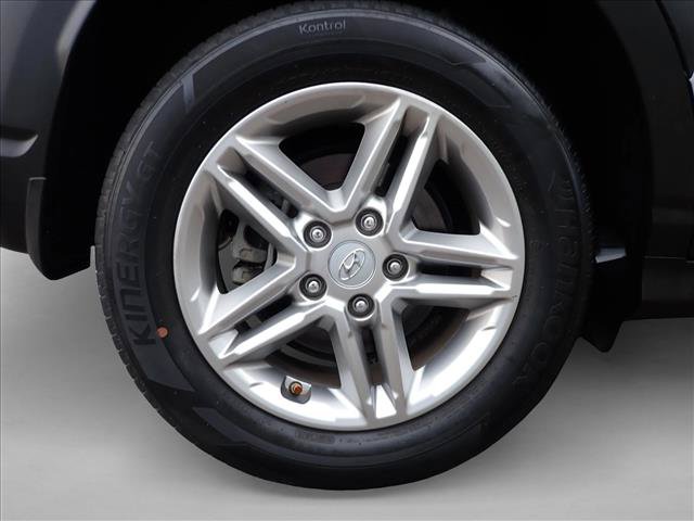 Used 2022 Hyundai Kona SE AWD/4WD image 7