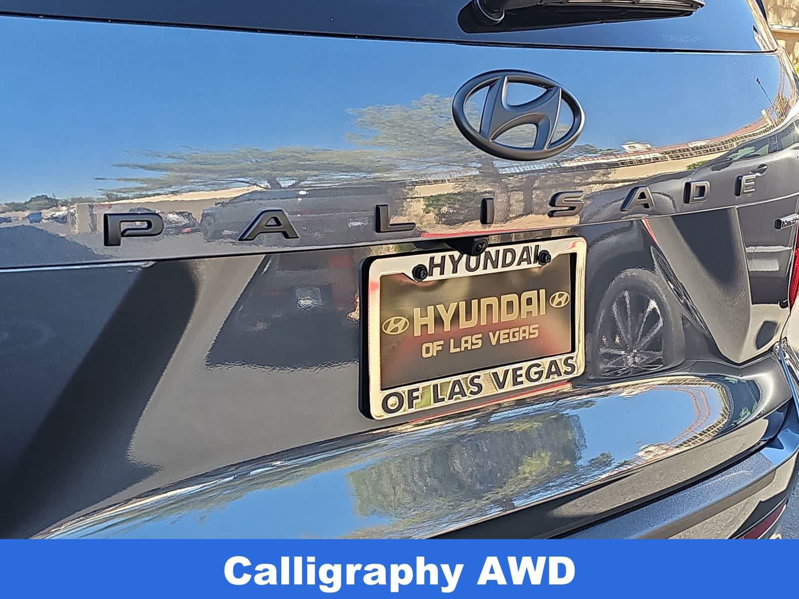 Certified 2024 Hyundai Palisade Calligraphy AWD/4WD image 11