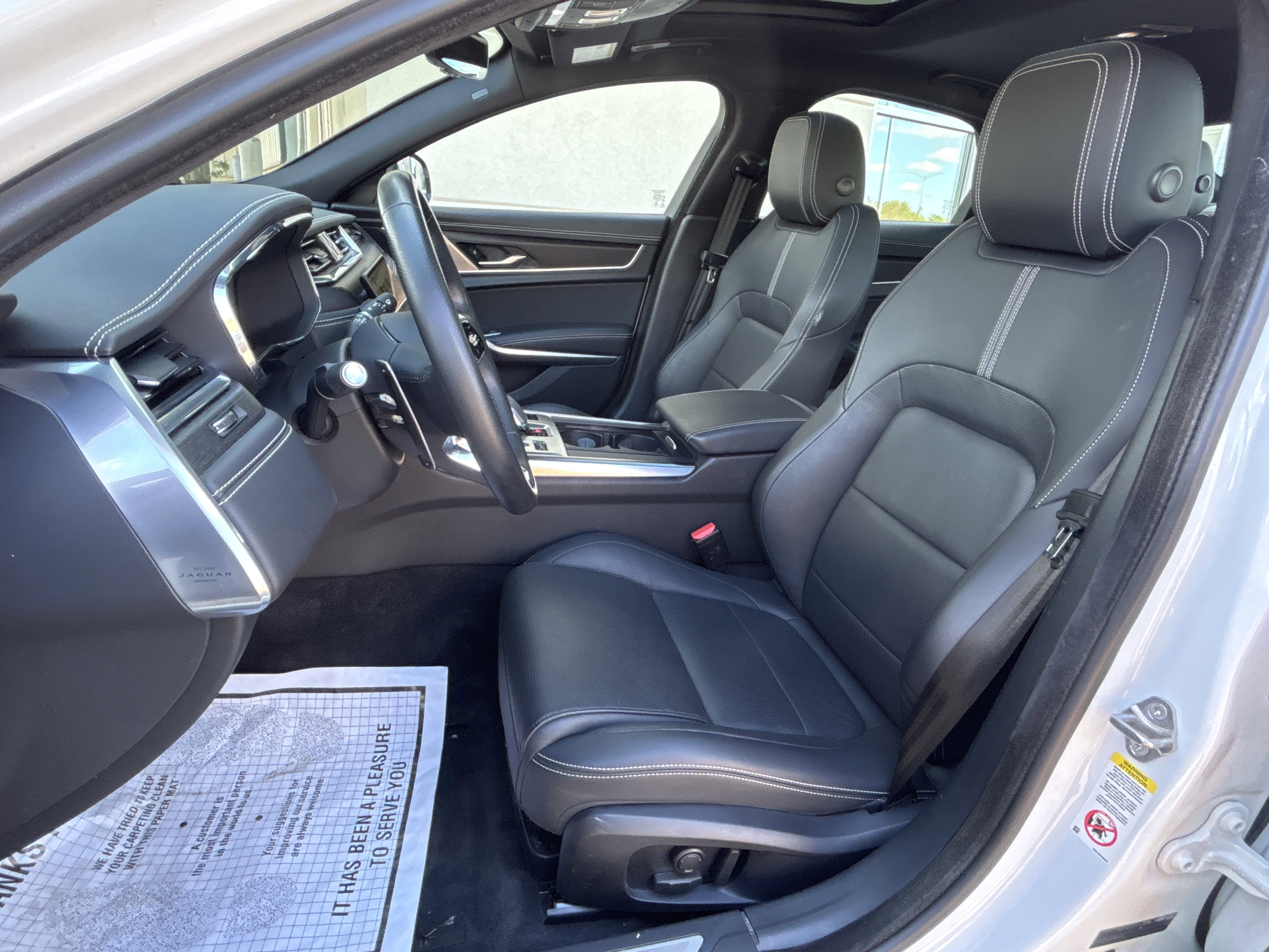 Certified 2023 Jaguar XF R-Dynamic SE AWD/4WD image 21