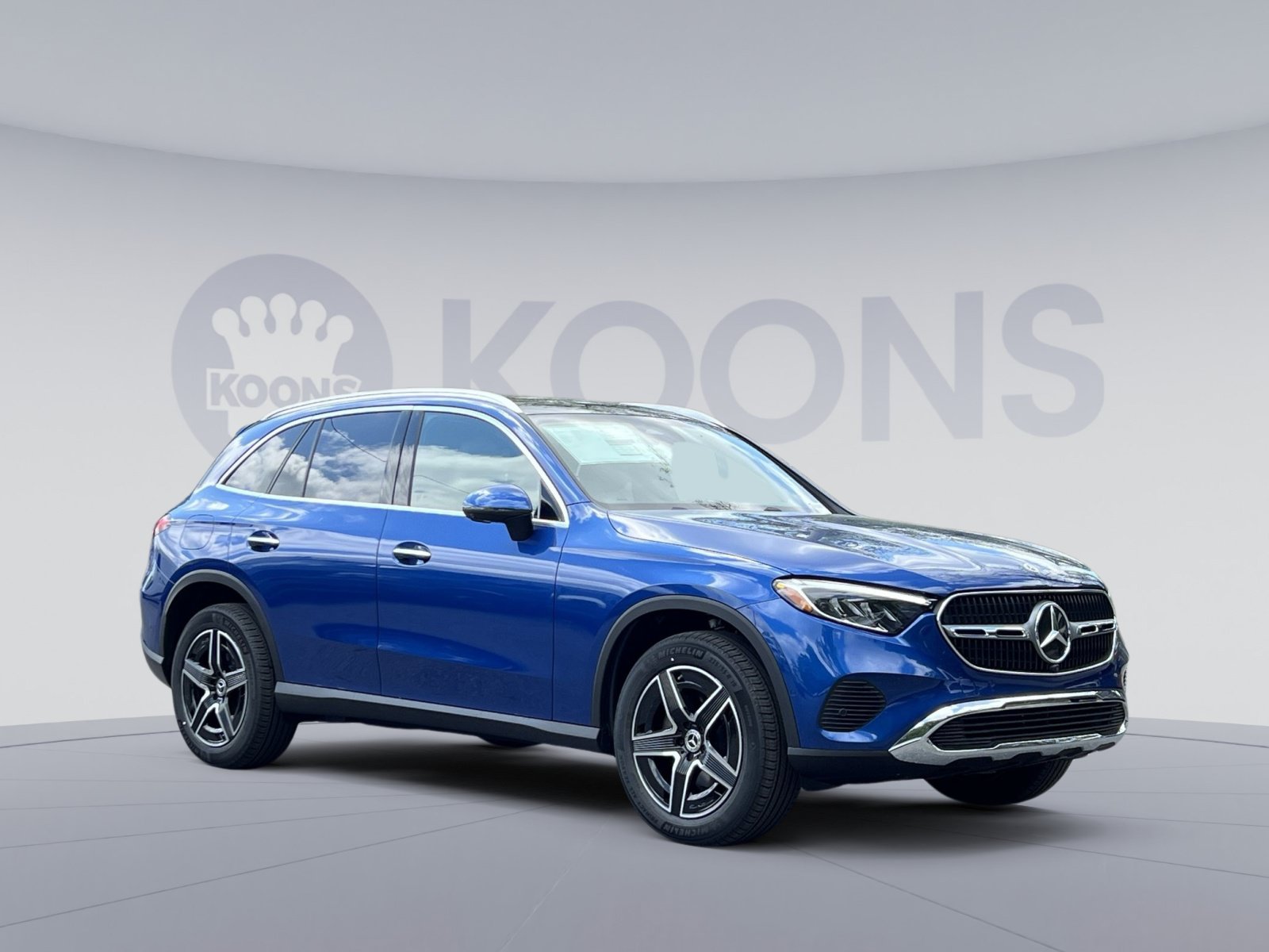 New 2026 Mercedes-Benz GLC 300 4MATIC image 2
