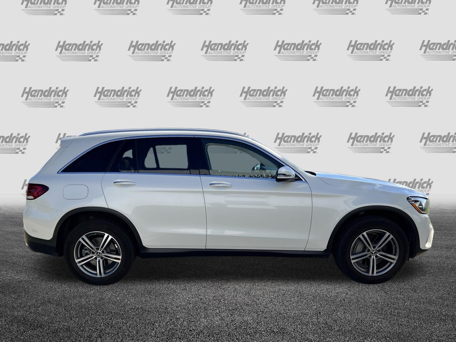 Used 2020 Mercedes-Benz GLC 300 4MATIC image 10