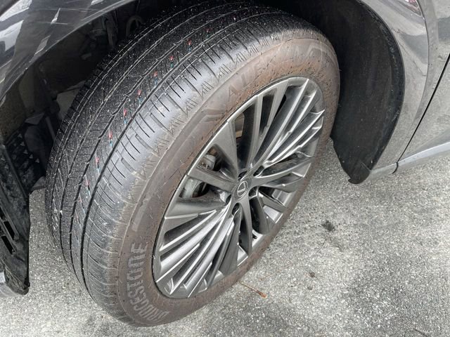 Used 2024 Lexus RX 450h AWD w/ Convenience Package image 2