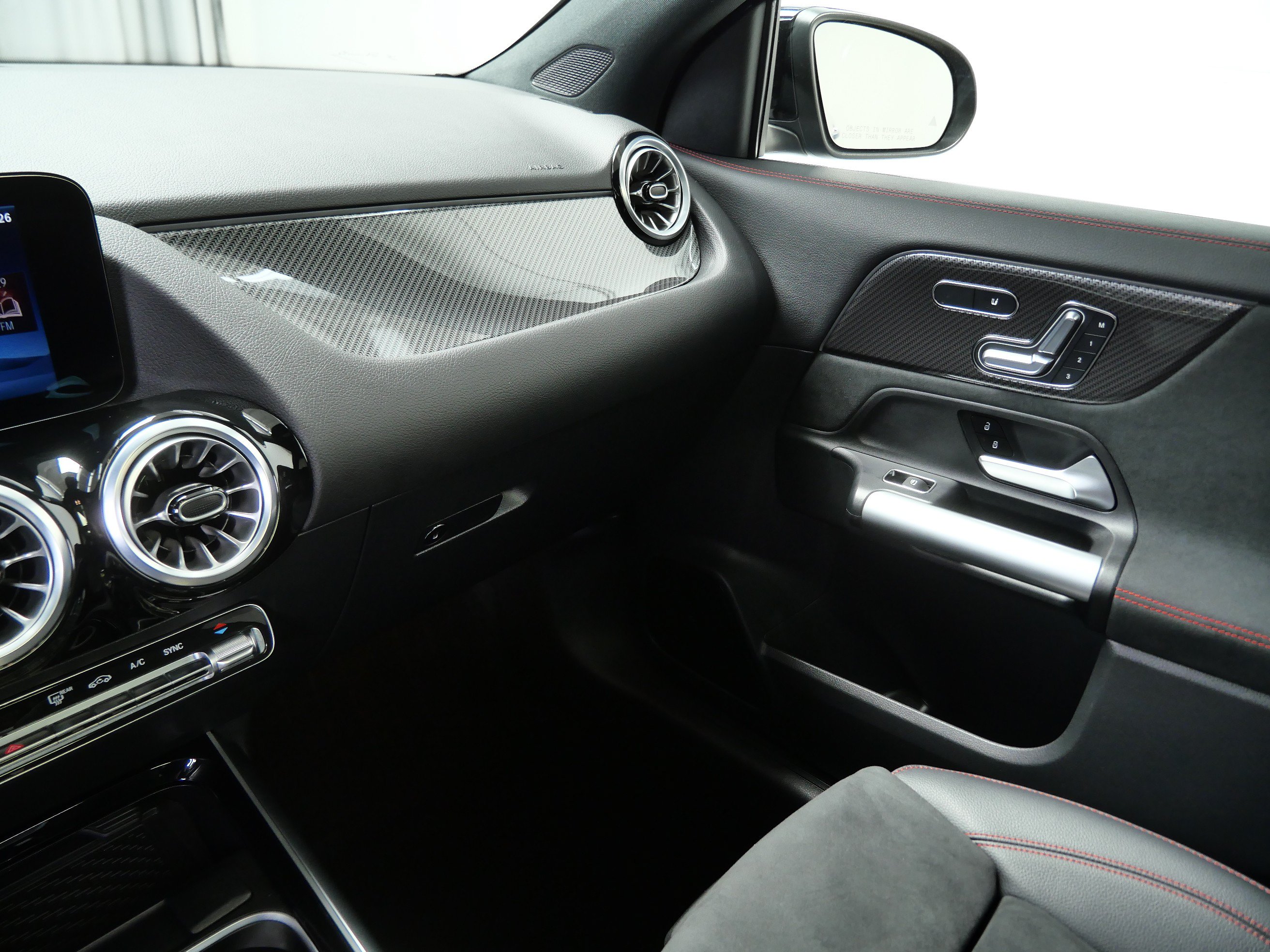 Certified 2025 Mercedes-Benz GLA 250 4MATIC image 20