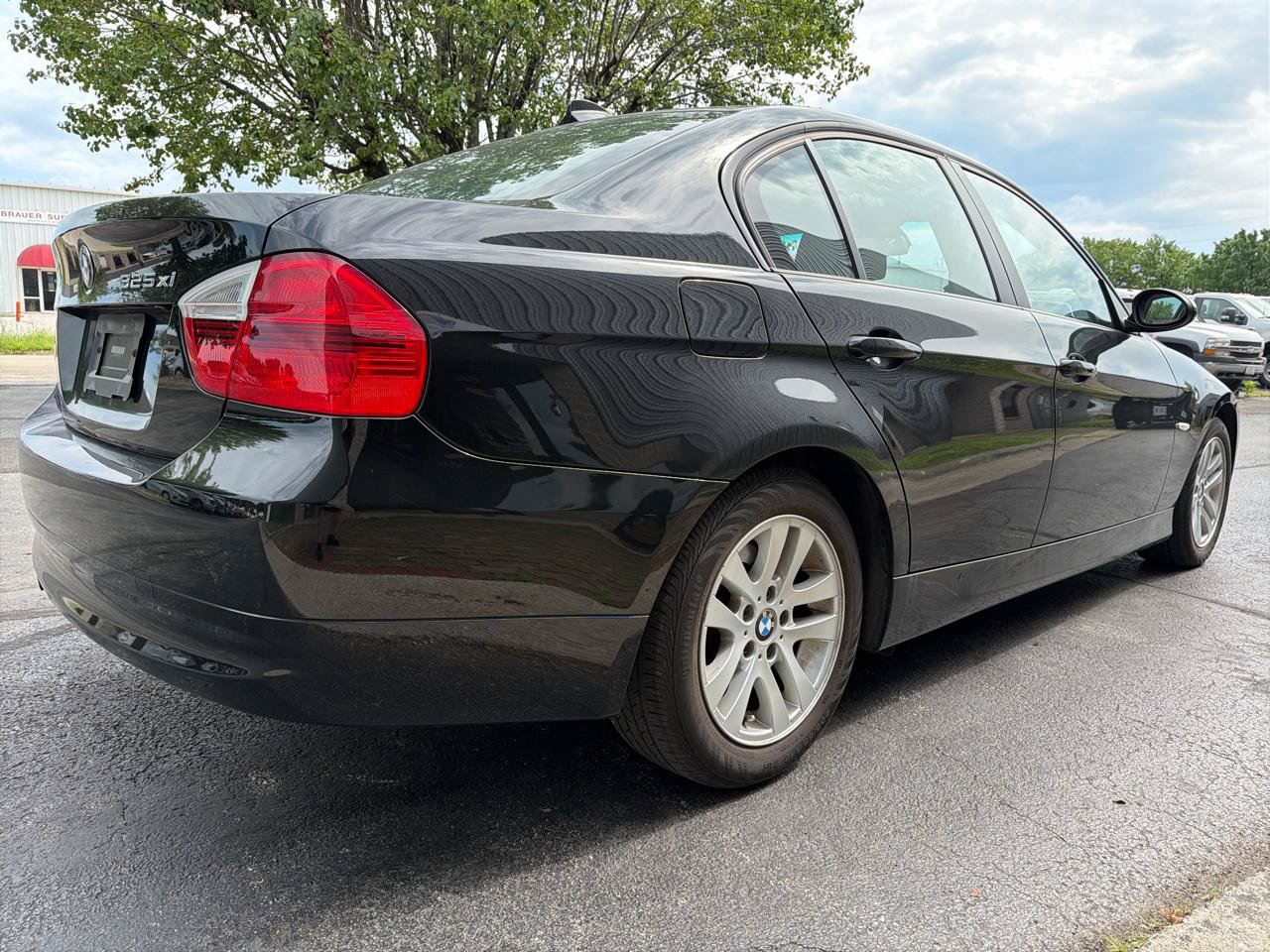 Used 2006 BMW 325xi Sedan AWD/4WD image 3