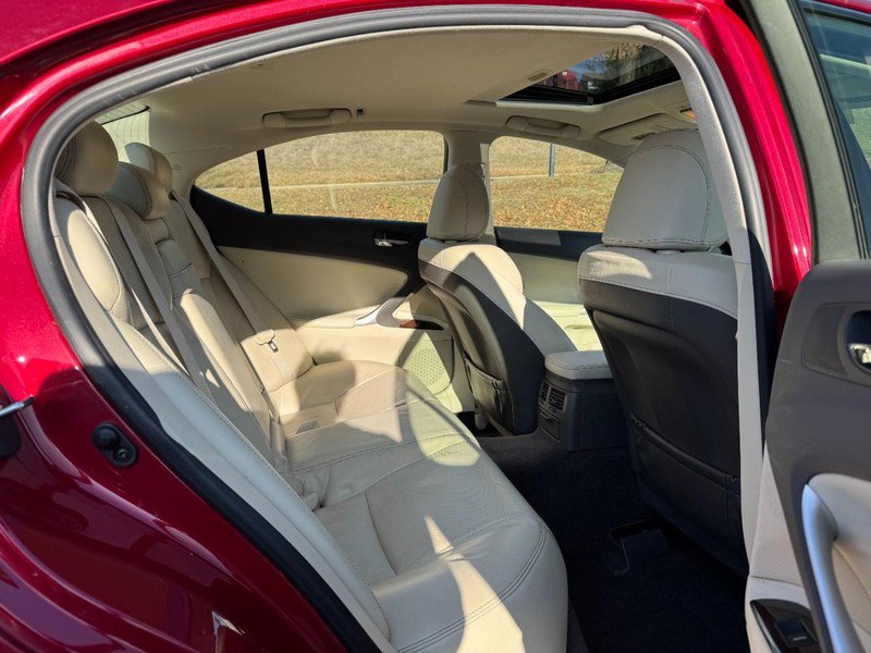 Used 2011 Lexus IS 350 AWD image 10