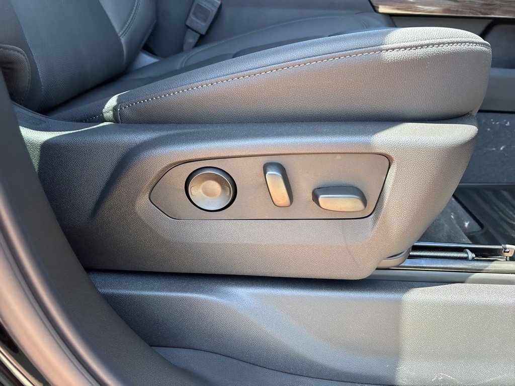 New 2025 Chevrolet Silverado 1500 LTZ w/ Technology Package image 34