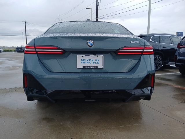 New 2026 BMW 530i w/ M Sport Package RWD image 8