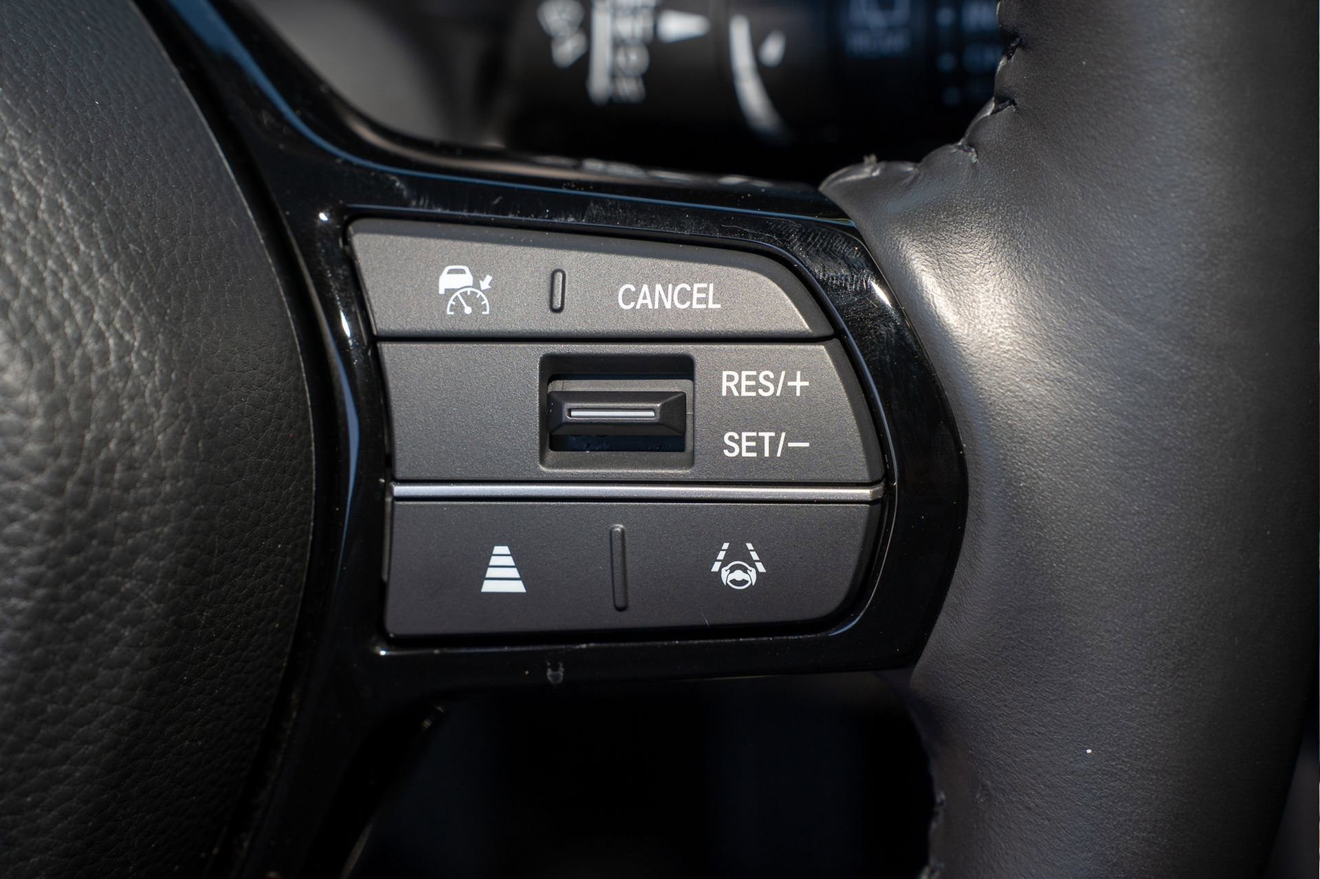 Certified 2024 Honda CR-V EX-L image 32