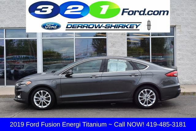 Used 2019 Ford Fusion Energi Titanium FWD image 2