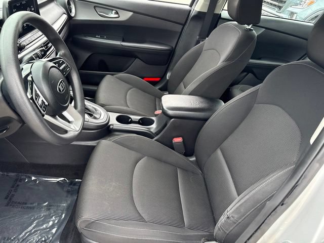Used 2021 Kia Forte LXS FWD image 9